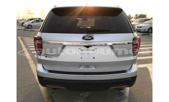 Acheter Import Voiture Ford Explorer Autre à Import - Dubai, Iles Acheter Import Voiture Ford Explorer Autre à Import - Dubai, Iles