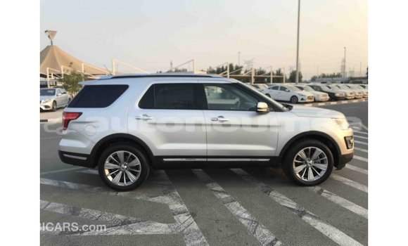 Acheter Import Voiture Ford Explorer Autre à Import - Dubai, Iles Acheter Import Voiture Ford Explorer Autre à Import - Dubai, Iles