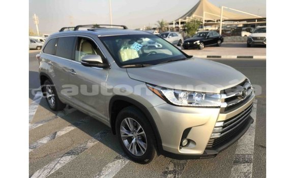 Acheter Import Voiture Toyota Highlander Autre à Import - Dubai, Iles Acheter Import Voiture Toyota Highlander Autre à Import - Dubai, Iles