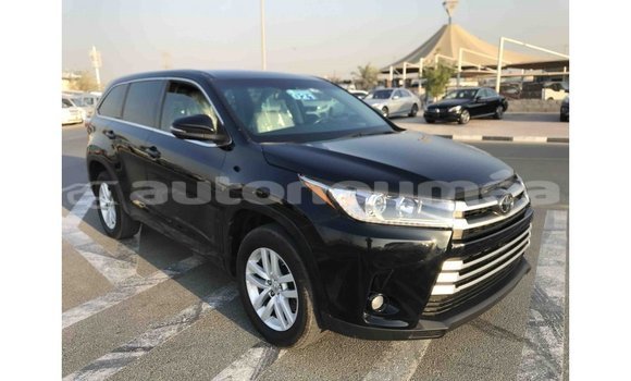 Acheter Import Voiture Toyota Highlander Noir à Import - Dubai, Iles Acheter Import Voiture Toyota Highlander Noir à Import - Dubai, Iles