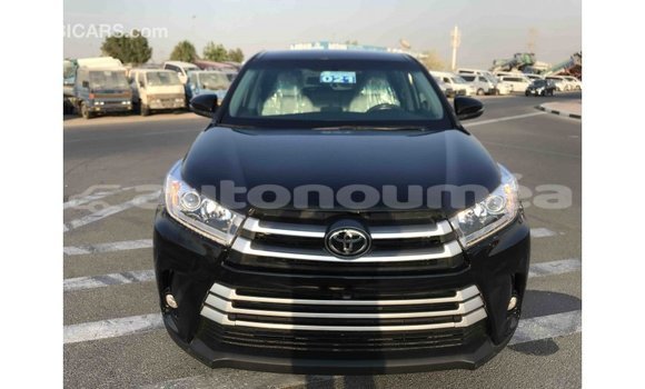 Acheter Import Voiture Toyota Highlander Noir à Import - Dubai, Iles Acheter Import Voiture Toyota Highlander Noir à Import - Dubai, Iles