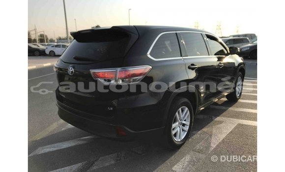Acheter Import Voiture Toyota Highlander Noir à Import - Dubai, Iles Acheter Import Voiture Toyota Highlander Noir à Import - Dubai, Iles