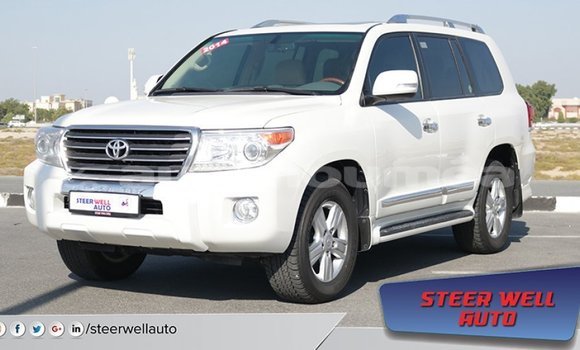 Medium with watermark toyota land cruiser iles import dubai 1975