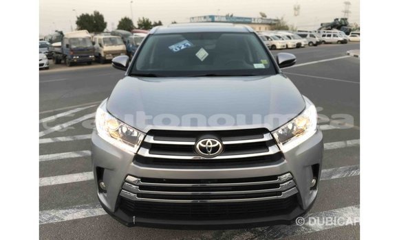 Acheter Import Voiture Toyota Highlander Autre à Import - Dubai, Iles Acheter Import Voiture Toyota Highlander Autre à Import - Dubai, Iles