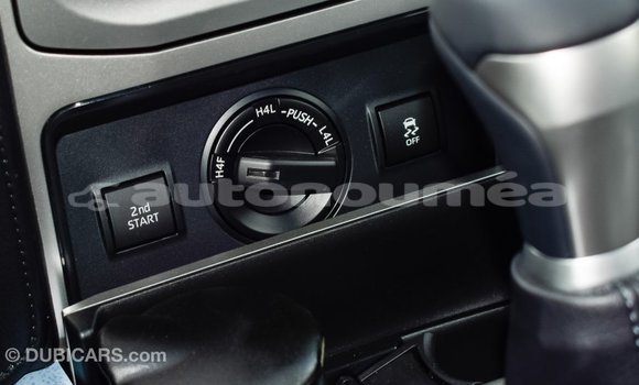 Acheter Import Voiture Toyota Prado Noir à Import - Dubai, Iles Acheter Import Voiture Toyota Prado Noir à Import - Dubai, Iles