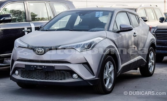 Acheter Import Voiture Toyota C-HR Autre à Import - Dubai, Iles Acheter Import Voiture Toyota C-HR Autre à Import - Dubai, Iles