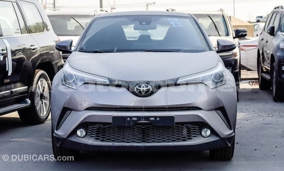 Acheter Import Voiture Toyota C-HR Autre à Import - Dubai, Iles Acheter Import Voiture Toyota C-HR Autre à Import - Dubai, Iles