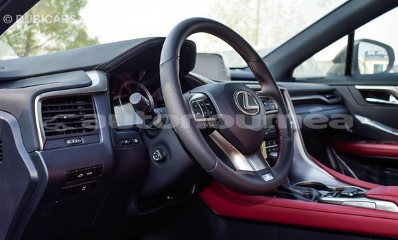 Acheter Import Voiture Lexus RX 300 Blanc à Import - Dubai, Iles Acheter Import Voiture Lexus RX 300 Blanc à Import - Dubai, Iles