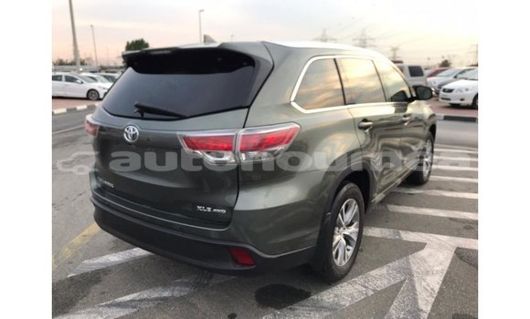 Acheter Import Voiture Toyota Highlander Autre à Import - Dubai, Iles Acheter Import Voiture Toyota Highlander Autre à Import - Dubai, Iles