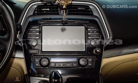 Buy Import Nissan Maxima White Car in Import - Dubai in Iles Buy Import Nissan Maxima White Car in Import - Dubai in Iles