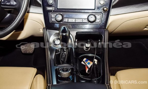 Buy Import Nissan Maxima White Car in Import - Dubai in Iles Buy Import Nissan Maxima White Car in Import - Dubai in Iles