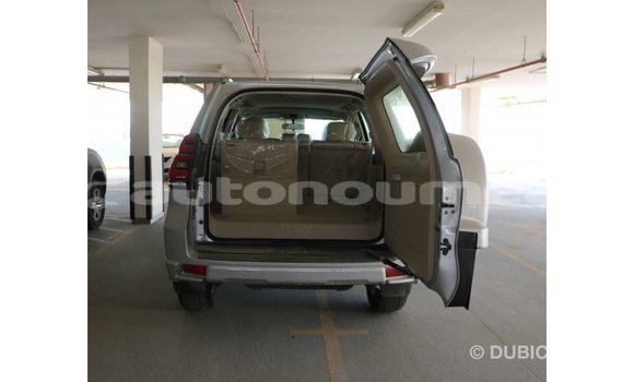 Acheter Import Voiture Toyota Prado Autre à Import - Dubai, Iles Acheter Import Voiture Toyota Prado Autre à Import - Dubai, Iles