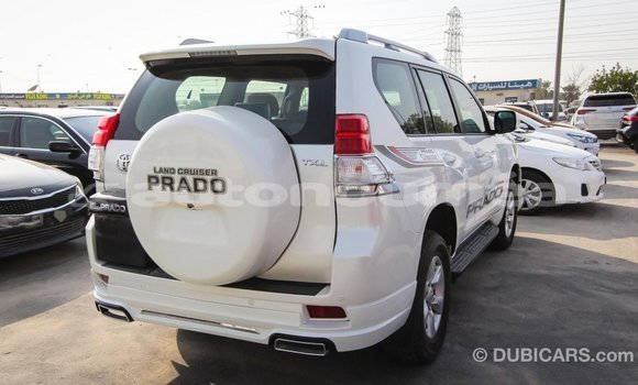 Acheter Import Voiture Toyota Prado Blanc à Import - Dubai, Iles Acheter Import Voiture Toyota Prado Blanc à Import - Dubai, Iles