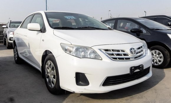Acheter Import Voiture Toyota Corolla Blanc à Import - Dubai, Iles Acheter Import Voiture Toyota Corolla Blanc à Import - Dubai, Iles