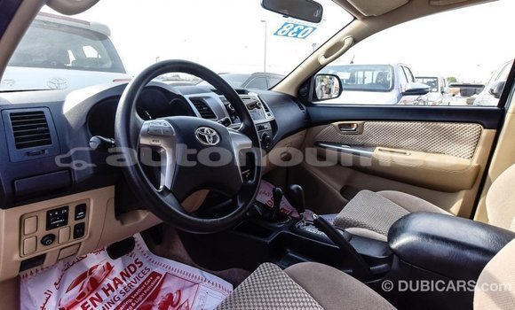 Acheter Import Voiture Toyota Fortuner Autre à Import - Dubai, Iles Acheter Import Voiture Toyota Fortuner Autre à Import - Dubai, Iles