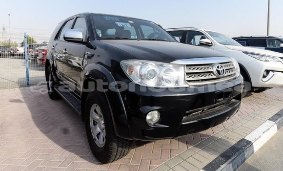 Buy Import Toyota Fortuner Black Car in Import - Dubai in Iles Buy Import Toyota Fortuner Black Car in Import - Dubai in Iles