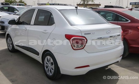 Buy Import Hyundai i10 White Car in Import - Dubai in Iles Buy Import Hyundai i10 White Car in Import - Dubai in Iles