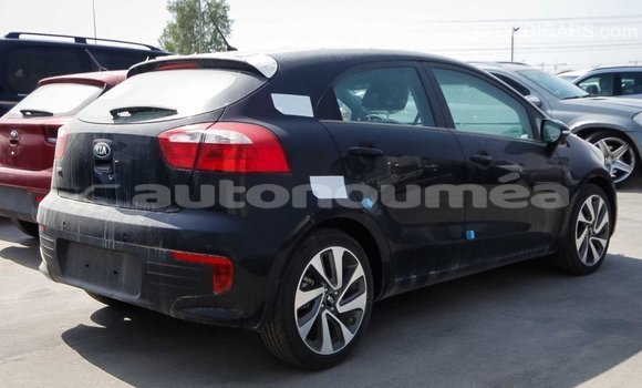 Acheter Import Voiture Kia Rio Noir à Import - Dubai, Iles Acheter Import Voiture Kia Rio Noir à Import - Dubai, Iles