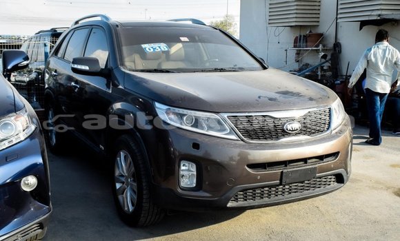 Acheter Import Voiture Kia Sorento Marron à Import - Dubai, Iles Acheter Import Voiture Kia Sorento Marron à Import - Dubai, Iles