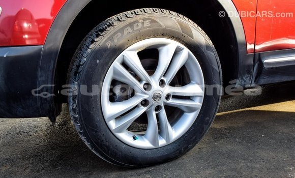 Acheter Import Voiture Nissan Qashqai Rouge à Import - Dubai, Iles Acheter Import Voiture Nissan Qashqai Rouge à Import - Dubai, Iles