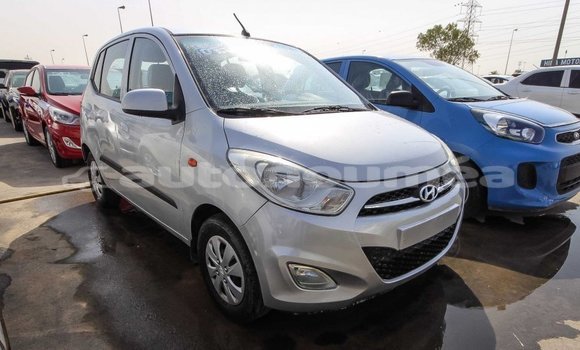 Buy Import Hyundai i10 Other Car in Import - Dubai in Iles Buy Import Hyundai i10 Other Car in Import - Dubai in Iles
