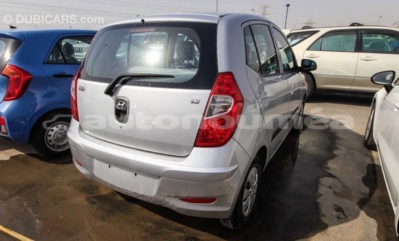 Buy Import Hyundai i10 Other Car in Import - Dubai in Iles Buy Import Hyundai i10 Other Car in Import - Dubai in Iles