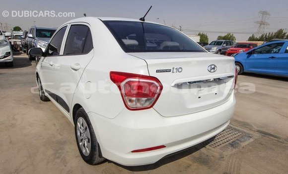 Acheter Import Voiture Hyundai i10 Blanc à Import - Dubai, Iles Acheter Import Voiture Hyundai i10 Blanc à Import - Dubai, Iles