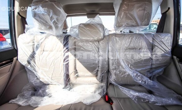 Acheter Import Voiture Mitsubishi Pajero Blanc à Import - Dubai, Iles Acheter Import Voiture Mitsubishi Pajero Blanc à Import - Dubai, Iles