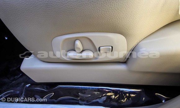 Acheter Import Voiture Mitsubishi Pajero Blanc à Import - Dubai, Iles Acheter Import Voiture Mitsubishi Pajero Blanc à Import - Dubai, Iles