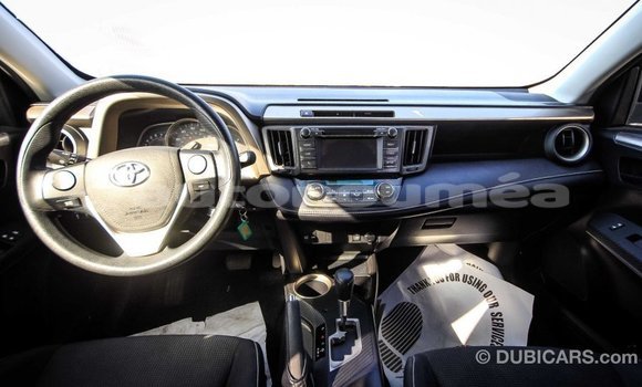 Acheter Import Utilitaire Toyota HiAce Noir à Import - Dubai, Iles Acheter Import Utilitaire Toyota HiAce Noir à Import - Dubai, Iles