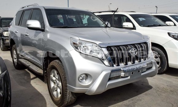 Acheter Import Voiture Toyota Prado Autre à Import - Dubai, Iles Acheter Import Voiture Toyota Prado Autre à Import - Dubai, Iles