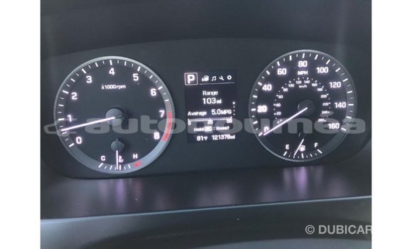 Acheter Import Voiture Hyundai Sonata Rouge à Import - Dubai, Iles Acheter Import Voiture Hyundai Sonata Rouge à Import - Dubai, Iles