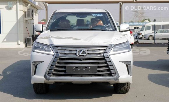 Acheter Import Voiture Lexus LX Blanc à Import - Dubai, Iles Acheter Import Voiture Lexus LX Blanc à Import - Dubai, Iles