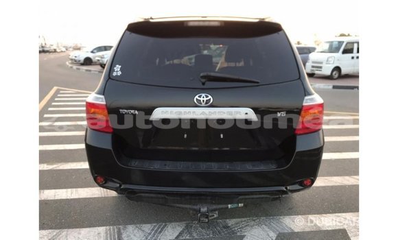 Acheter Import Voiture Toyota Highlander Noir à Import - Dubai, Iles Acheter Import Voiture Toyota Highlander Noir à Import - Dubai, Iles