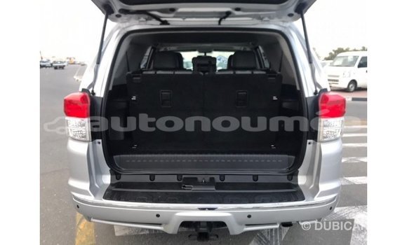 Acheter Import Utilitaire Toyota HiAce Autre à Import - Dubai, Iles Acheter Import Utilitaire Toyota HiAce Autre à Import - Dubai, Iles