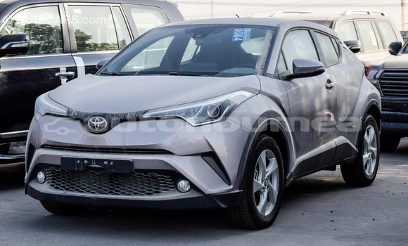 Acheter Import Voiture Toyota C-HR Autre à Import - Dubai, Iles Acheter Import Voiture Toyota C-HR Autre à Import - Dubai, Iles