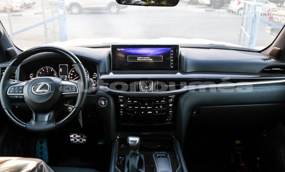 Acheter Import Voiture Lexus LX Bleu à Import - Dubai, Iles Acheter Import Voiture Lexus LX Bleu à Import - Dubai, Iles