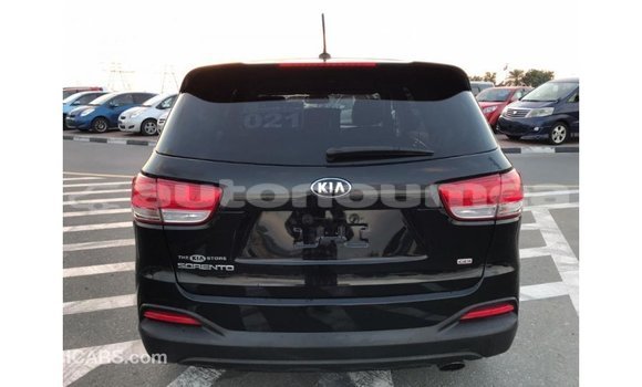 Acheter Import Voiture Kia Sorento Noir à Import - Dubai, Iles Acheter Import Voiture Kia Sorento Noir à Import - Dubai, Iles