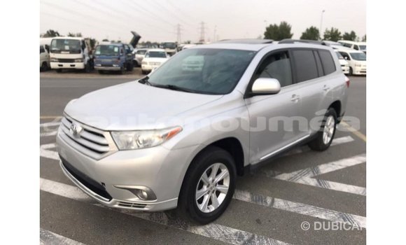 Acheter Import Voiture Toyota Highlander Autre à Import - Dubai, Iles Acheter Import Voiture Toyota Highlander Autre à Import - Dubai, Iles