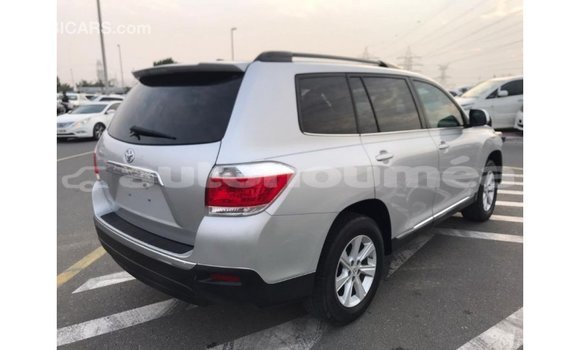 Acheter Import Voiture Toyota Highlander Autre à Import - Dubai, Iles Acheter Import Voiture Toyota Highlander Autre à Import - Dubai, Iles