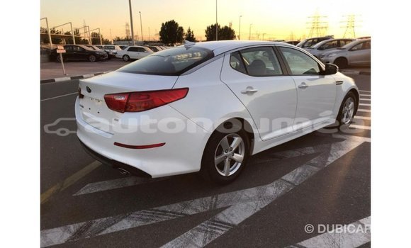 Acheter Import Voiture Kia Optima Blanc à Import - Dubai, Iles Acheter Import Voiture Kia Optima Blanc à Import - Dubai, Iles