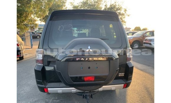 Buy Import Mitsubishi Pajero Black Car in Import - Dubai in Iles Buy Import Mitsubishi Pajero Black Car in Import - Dubai in Iles