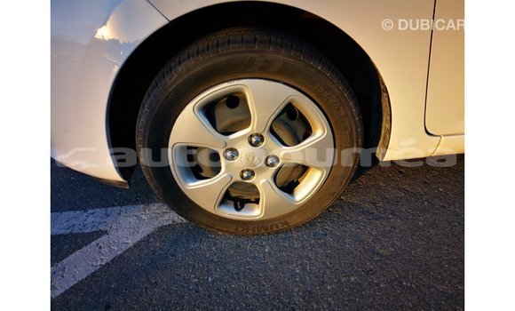 Acheter Import Voiture Kia Picanto Blanc à Import - Dubai, Iles Acheter Import Voiture Kia Picanto Blanc à Import - Dubai, Iles