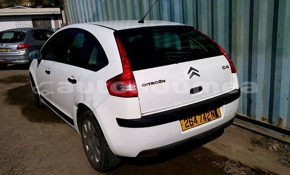 Acheter Occasion Voiture Citroen C4 Autre à Ponerihouen, Nord Acheter Occasion Voiture Citroen C4 Autre à Ponerihouen, Nord