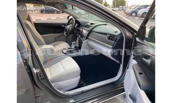 Acheter Import Voiture Toyota Camry Autre à Import - Dubai, Iles Acheter Import Voiture Toyota Camry Autre à Import - Dubai, Iles