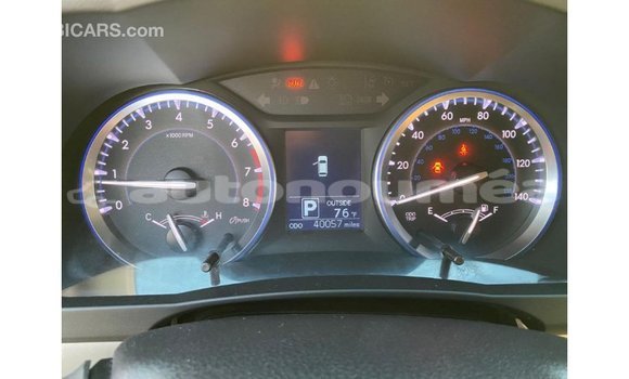 Acheter Import Voiture Toyota Highlander Bleu à Import - Dubai, Iles Acheter Import Voiture Toyota Highlander Bleu à Import - Dubai, Iles