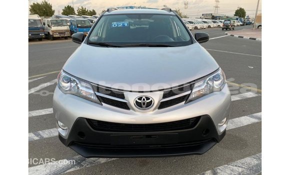 Acheter Import Utilitaire Toyota HiAce Autre à Import - Dubai, Iles Acheter Import Utilitaire Toyota HiAce Autre à Import - Dubai, Iles