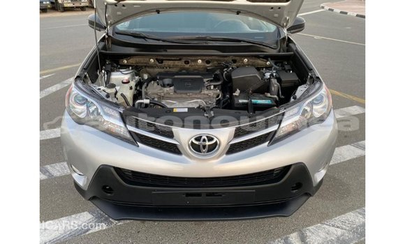 Acheter Import Utilitaire Toyota HiAce Autre à Import - Dubai, Iles Acheter Import Utilitaire Toyota HiAce Autre à Import - Dubai, Iles