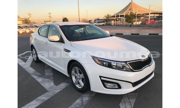 Acheter Import Voiture Kia Optima Blanc à Import - Dubai, Iles Acheter Import Voiture Kia Optima Blanc à Import - Dubai, Iles