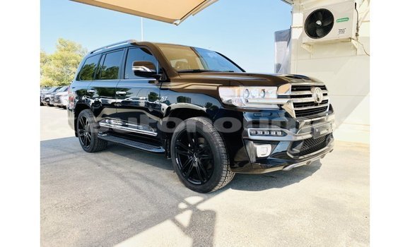 Acheter Import Voiture Toyota Land Cruiser Noir à Import - Dubai, Iles Acheter Import Voiture Toyota Land Cruiser Noir à Import - Dubai, Iles